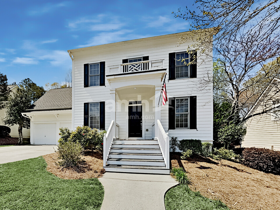 7258 Grand Reunion Dr in Hoschton, GA - Building Photo