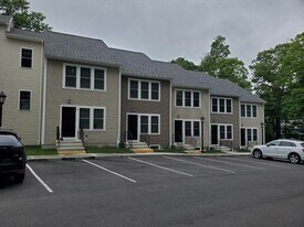 40 Depot St, Unit 3 in Douglas, MA - Building Photo