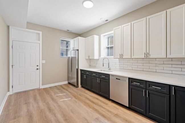 property at 1756 W School St