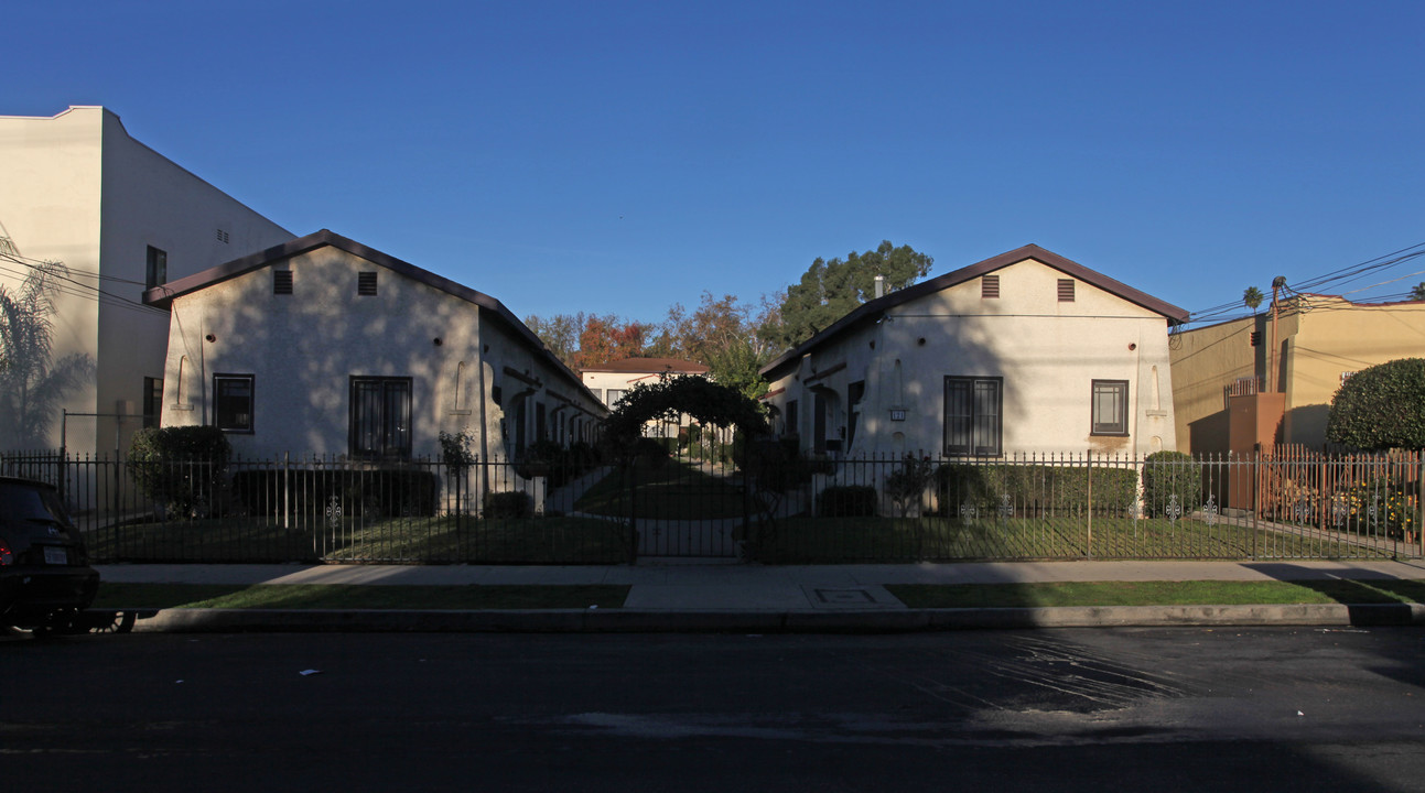 123 Avenue 63 in Los Angeles, CA - Building Photo