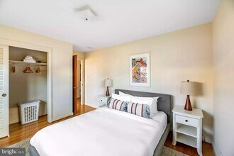 4706 8th Rd S in Arlington, VA - Building Photo - Building Photo