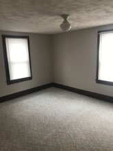 2709 Shorb Ave NW in Canton, OH - Building Photo - Building Photo