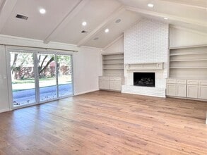 3025 Regency Ct in Oklahoma City, OK - Building Photo - Building Photo