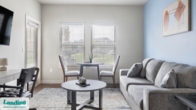 3833 Manson Pike in Murfreesboro, TN - Foto de edificio - Building Photo