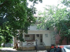 1341 D St Apartamentos