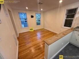 12 Cheever Ct in Boston, MA - Building Photo