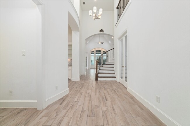 property at 11635 Glendale Rise Ln