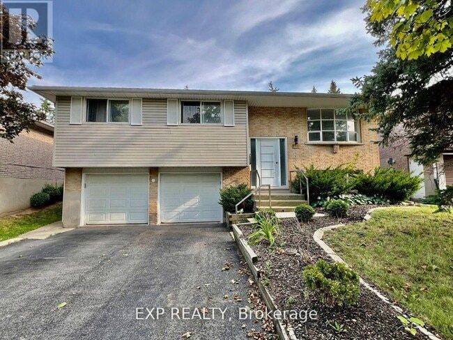 property at 213 Northlake Dr