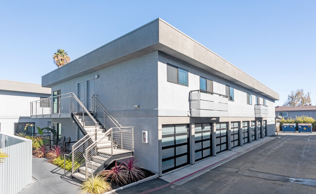 Innovation on Hollenbeck in Sunnyvale, CA - Building Photo - Building Photo