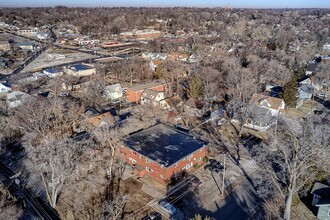 12-plex in Omaha, NE - Building Photo - Building Photo