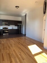2657 E Main St in Wappingers Falls, NY - Building Photo - Building Photo