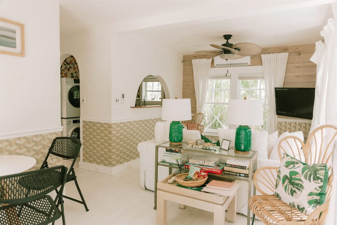 448 27th St in West Palm Beach, FL - Building Photo