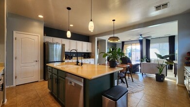 18970 N Alicante St in Maricopa, AZ - Building Photo - Building Photo