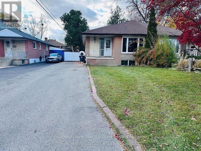 property at 10 Aloma Crescent