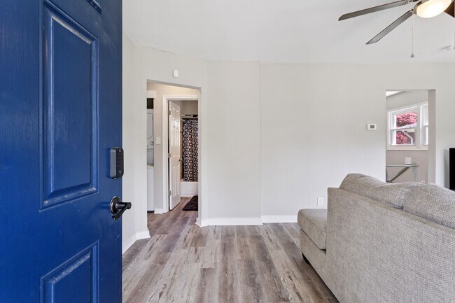 209 Woodstock St in Portsmouth, VA - Building Photo - Building Photo