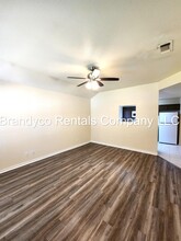 1300 Cinch Dr, Unit A in Killeen, TX - Building Photo - Building Photo