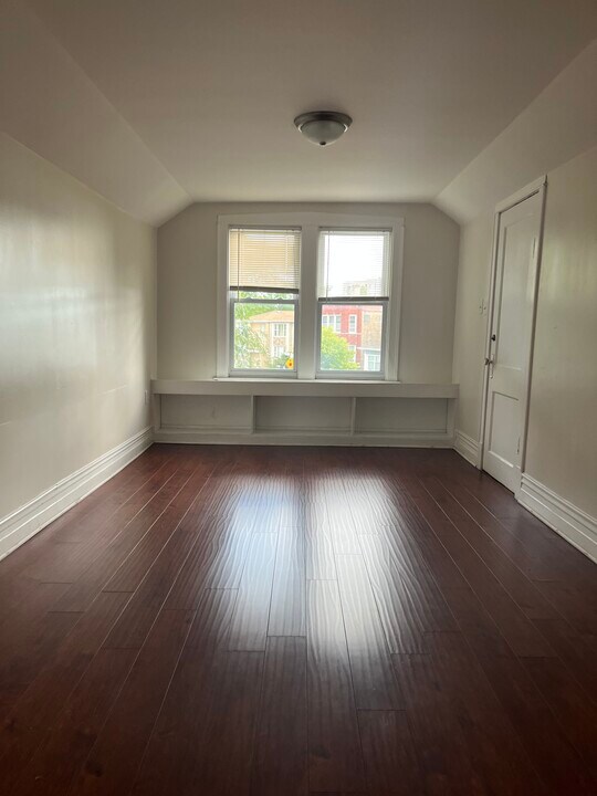 5484 W Gettysburg St, Unit 2 in Chicago, IL - Building Photo
