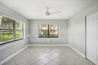 2900 SW 22nd Cir, Unit 221F in Delray Beach, FL - Foto de edificio - Building Photo