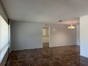10152 Bergen Ct in Boca Raton, FL - Building Photo - Building Photo