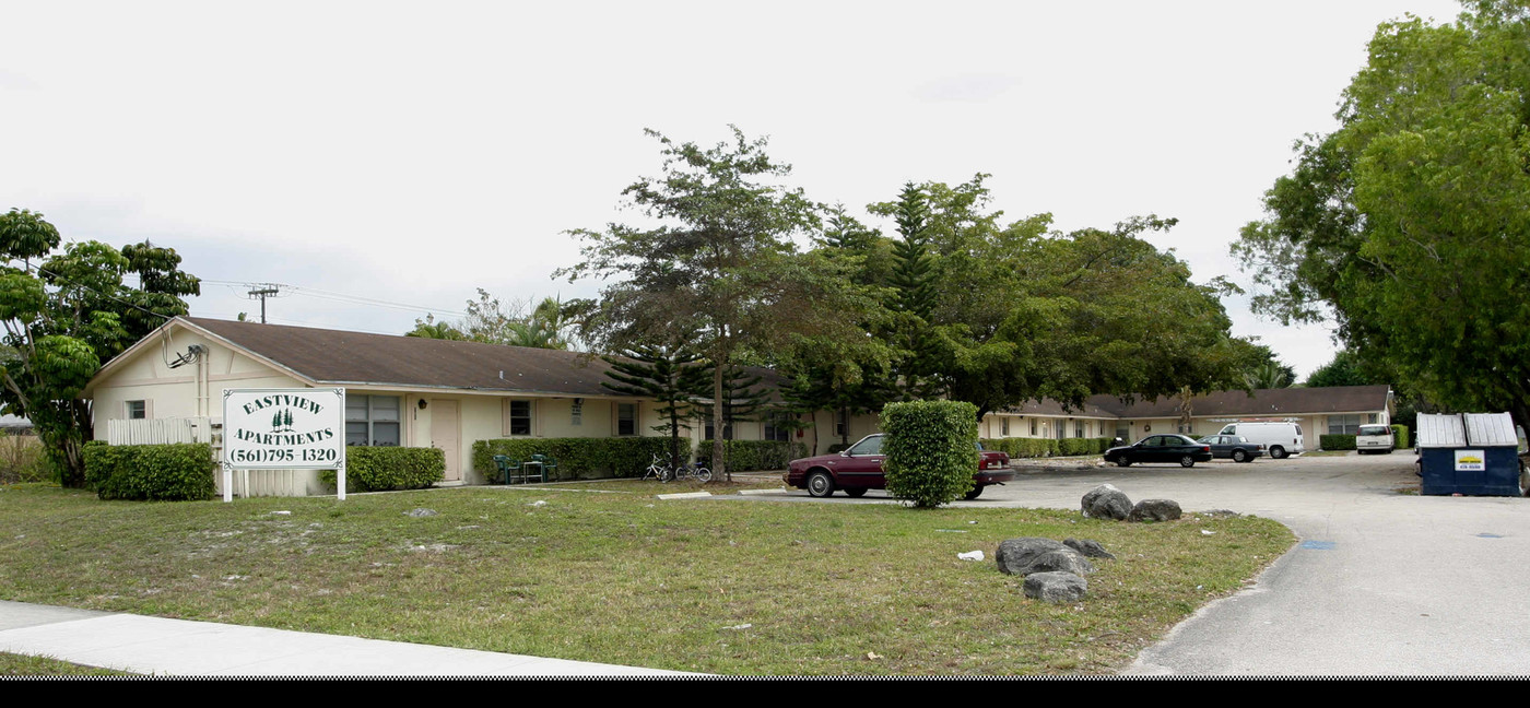 Haverhill Apartments in Lake Worth, FL - Foto de edificio