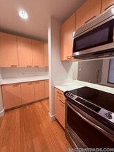 1085 Boylston St in Boston, MA - Foto de edificio - Building Photo