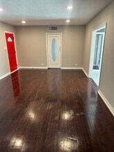 606 John Page Dr in San Antonio, TX - Foto de edificio - Building Photo