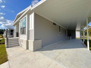 1057 Vervain Dr in Brooksville, FL - Building Photo - Building Photo