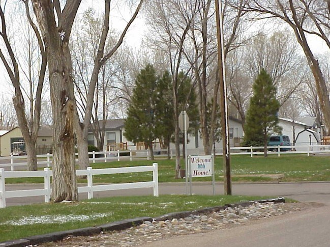 Sunset Country Estates in Pueblo, CO - Foto de edificio - Building Photo