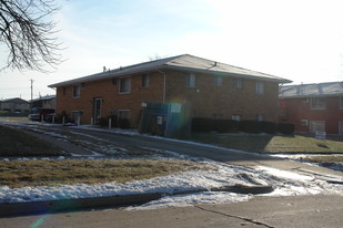 105 NW College Ave Apartments