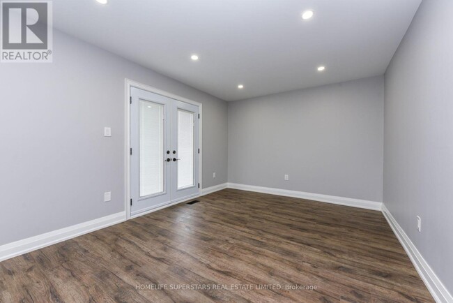 47 Jade Crescent in Brampton, ON - Building Photo - Building Photo