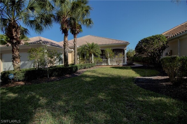 7681 Sicilia Ct in Naples, FL - Foto de edificio - Building Photo