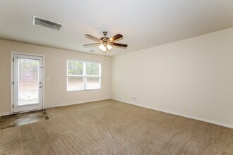 110 Betty Ann Ln in Covington, GA - Building Photo - Building Photo