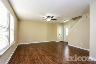 151 Snowflake Cir in Greenwood, IN - Building Photo - Building Photo