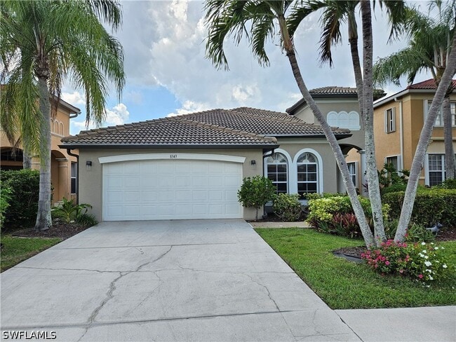8343 Laurel Lakes Blvd in Naples, FL - Building Photo - Building Photo