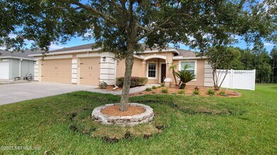 2735 Woodsdale Dr in Middleburg, FL - Building Photo - Building Photo