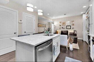 710 Shepherd Rd NW in Washington, DC - Building Photo - Building Photo