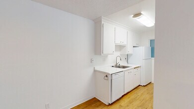 475 Ignacio Blvd in Novato, CA - Building Photo - Building Photo