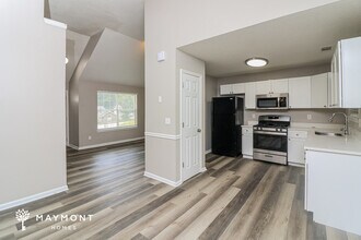 4140 Clarks Tr in Douglasville, GA - Building Photo - Building Photo