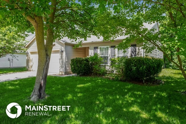 7114 Elias Cir in Indianapolis, IN - Building Photo - Building Photo