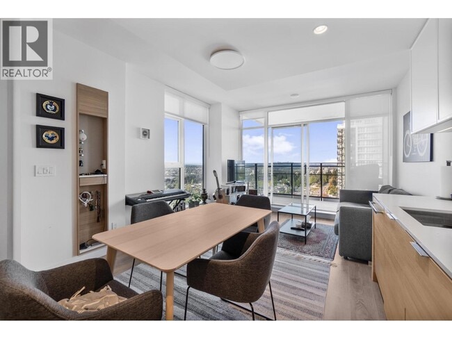property at 1045 Austin Ave