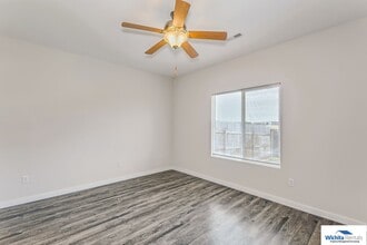 536 E Martens Ct in Goddard, KS - Building Photo - Building Photo