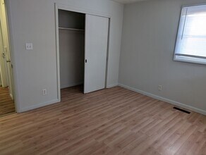 57-63 W John St in Champaign, IL - Building Photo - Building Photo