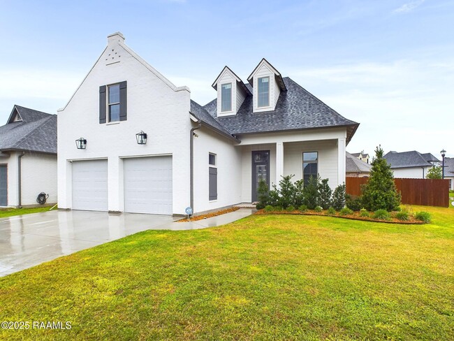 property at 600 Channel Dr