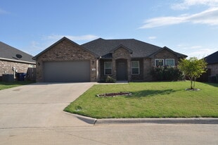 118 Texoma Mdws in Pottsboro, TX - Building Photo