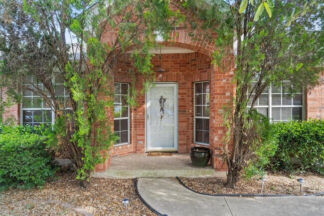 property at 2202 Bent Bow Dr