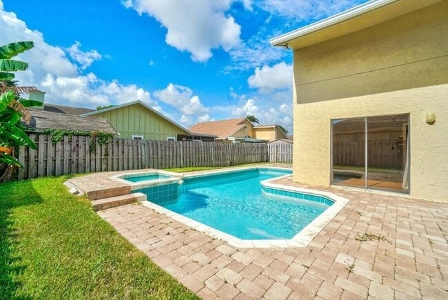 6216 Mullin St in Jupiter, FL - Building Photo - Building Photo