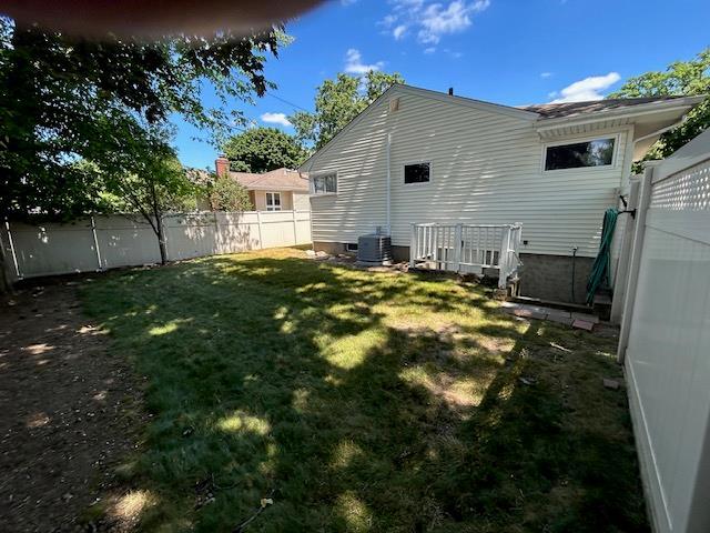 1417 Hemlock Ave in East Meadow, NY - Building Photo - Building Photo
