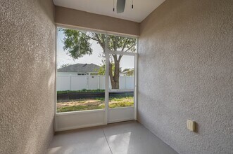 1083 Oak Hammock in Lakeland, FL - Building Photo - Building Photo