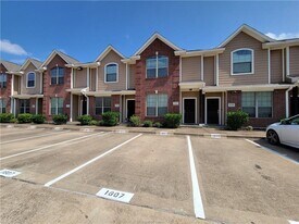 1000 Spring Loop, Unit 1607 in College Station, TX - Building Photo