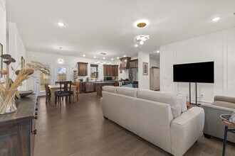 1020 Crestland Ave in Columbia, MO - Building Photo - Building Photo